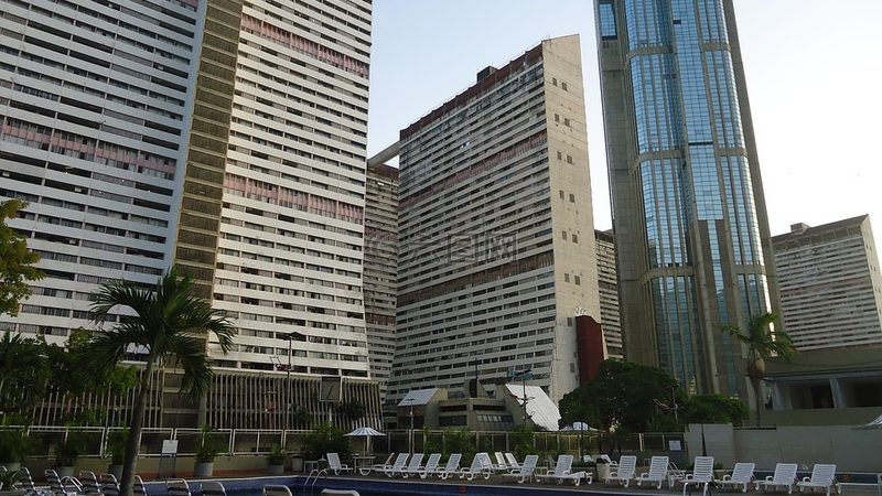 根据变更内容的不同，所需准备的材料也有所区别。以下是一些常见的变更材料：