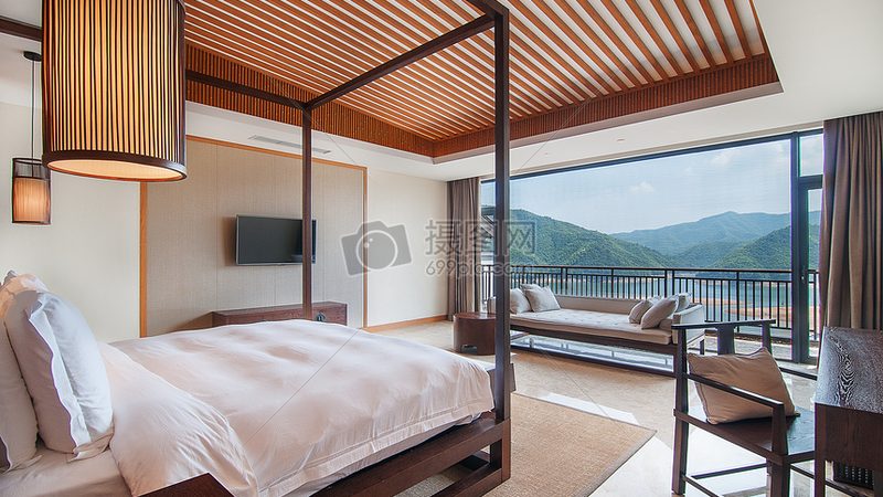 夏令营生活老师配比哪家好